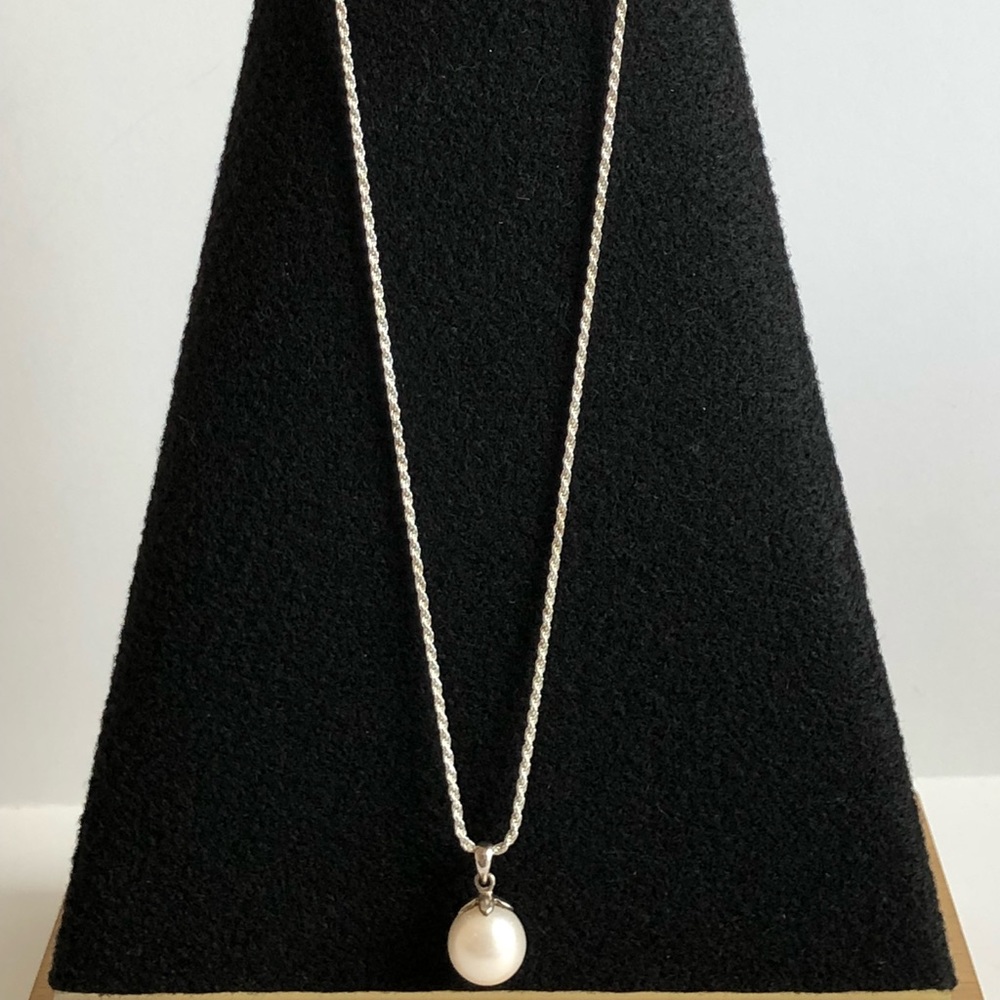 Pearl necklace - Picture 4 of 8